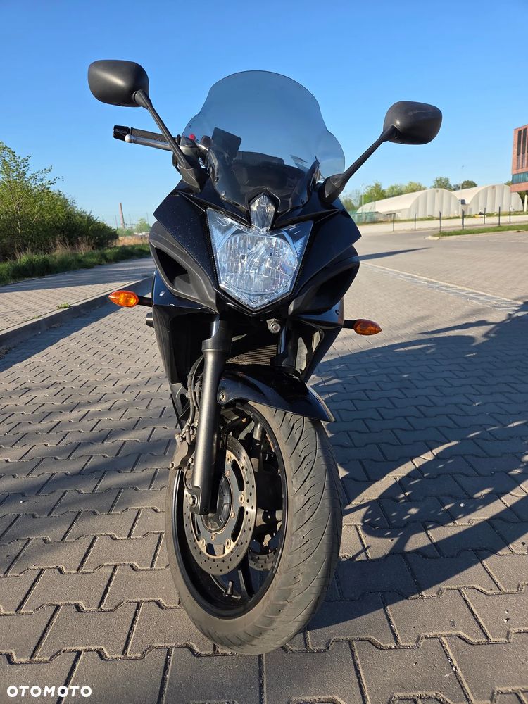 Yamaha XJ - 9
