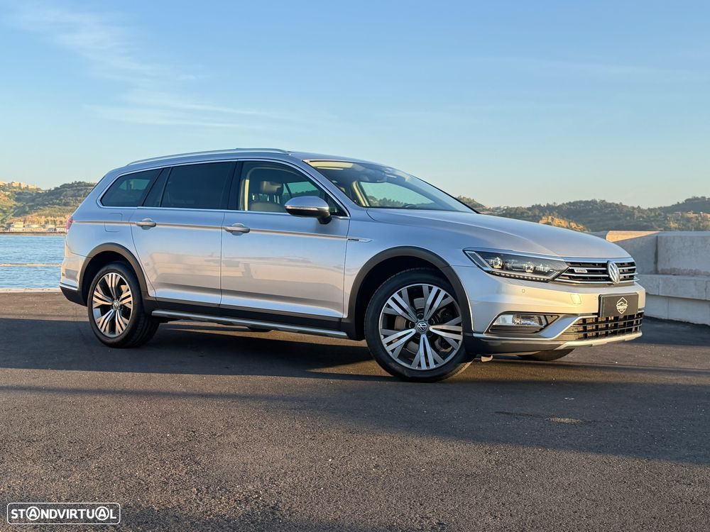 VW Passat Alltrack 2.0 TDI DSG 4Motion - 26