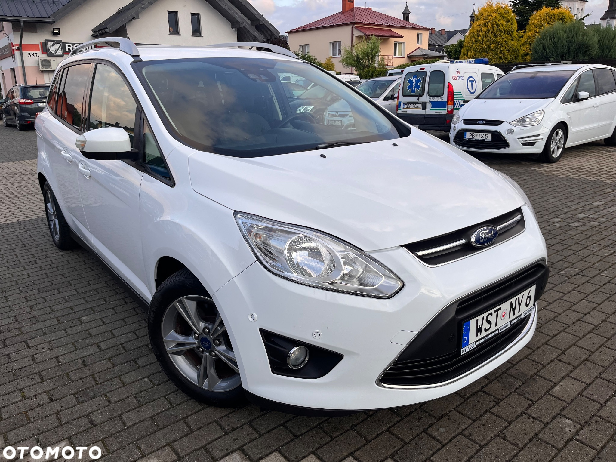 Ford Grand C-MAX 1.0 EcoBoost Start-Stopp-System Business Edition - 2