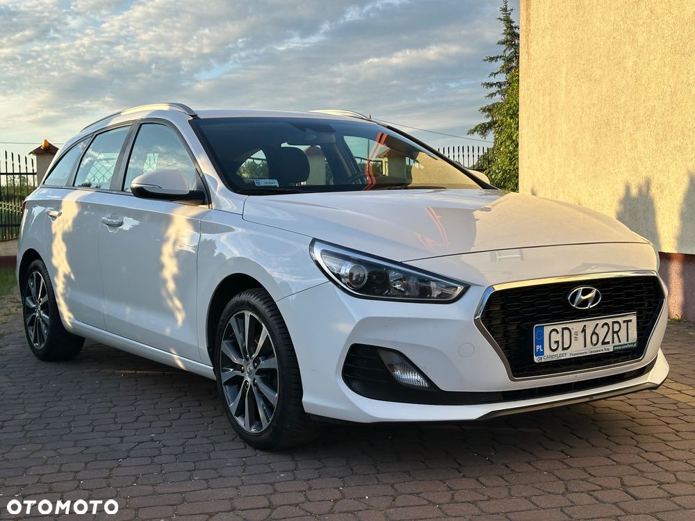 Hyundai i30 1.4 Classic + - 3