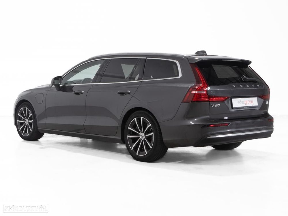 Volvo V60 2.0 T6 AWD TE Core - 4
