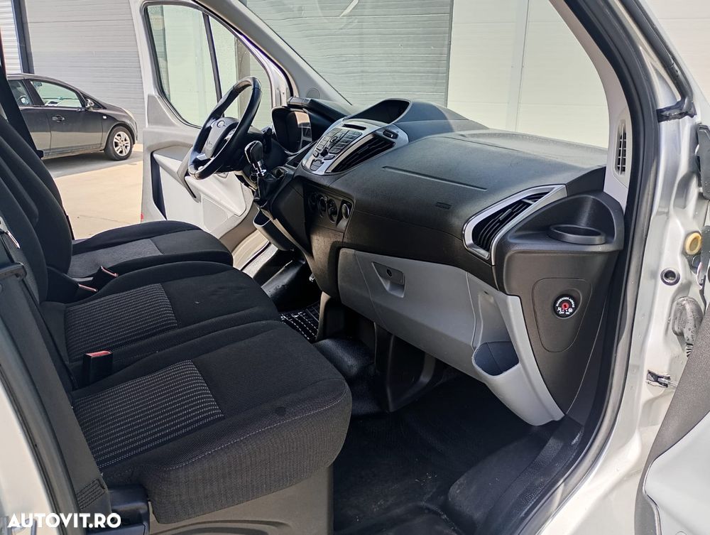 Ford Transit Custom - 8
