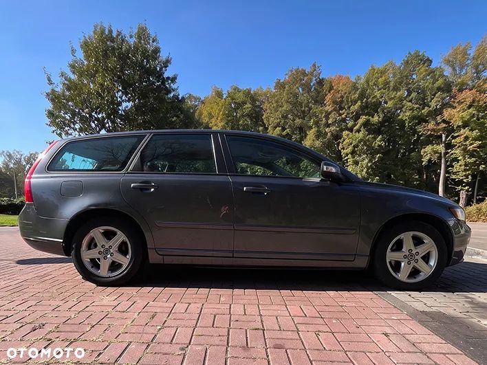 Volvo V50 2.0D Momentum - 5