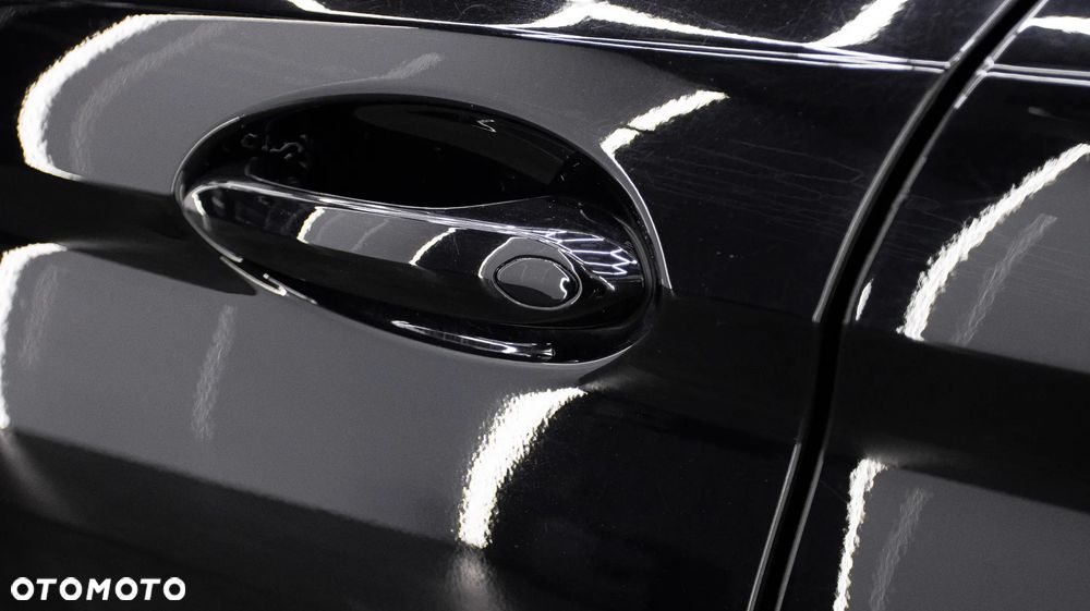 BMW Seria 5 530e PHEV - 13