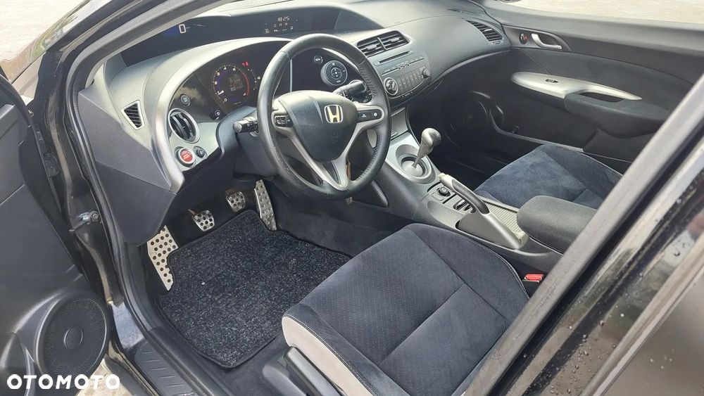 Honda Civic - 12