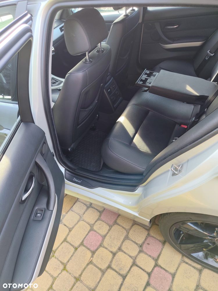 BMW Seria 3 - 17
