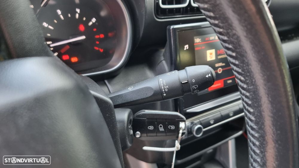 Citroën C3 Aircross 1.2 PureTech Shine - 18