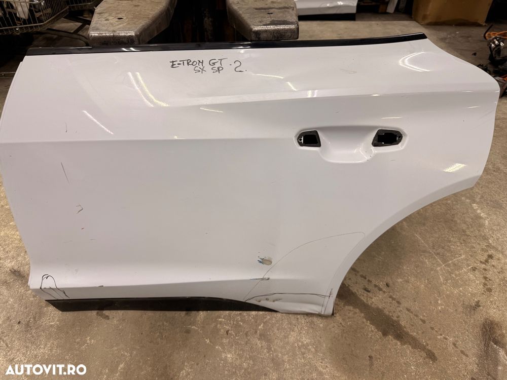 Usa stanga spate AUDI E-tron GT an 2019-2025 cu defect in partea de jos - 2