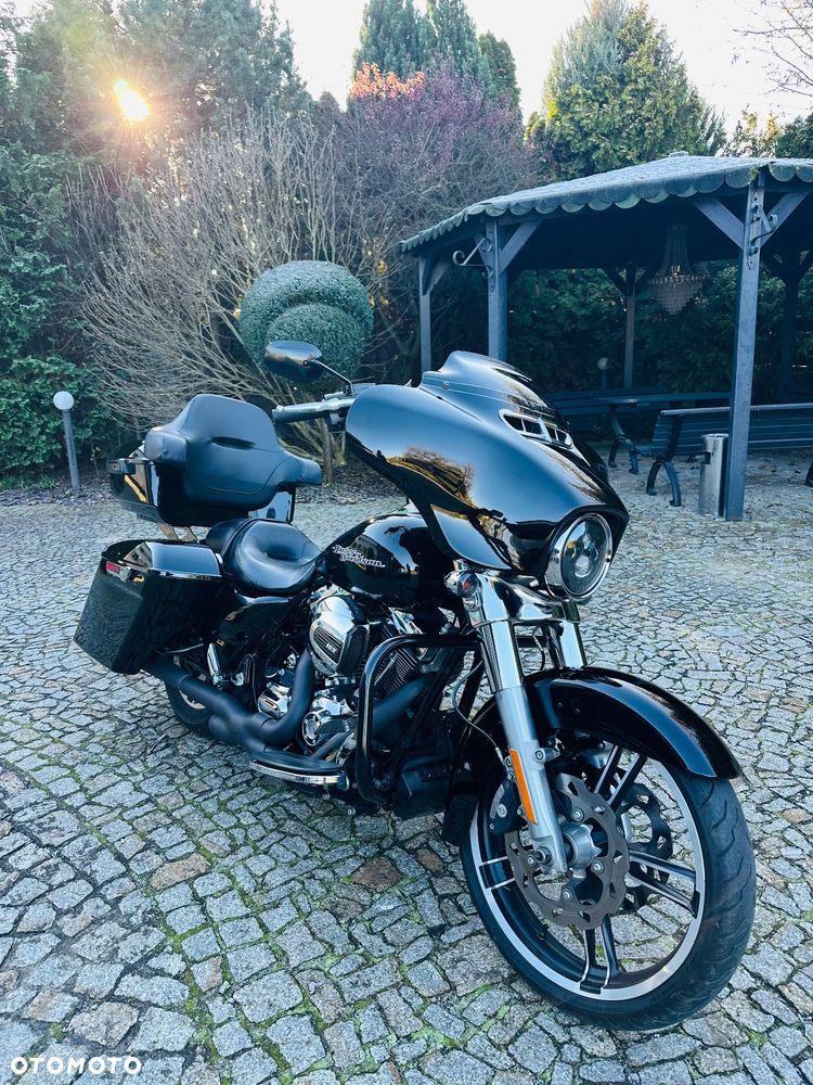 Harley-Davidson FLHXS Special - 23