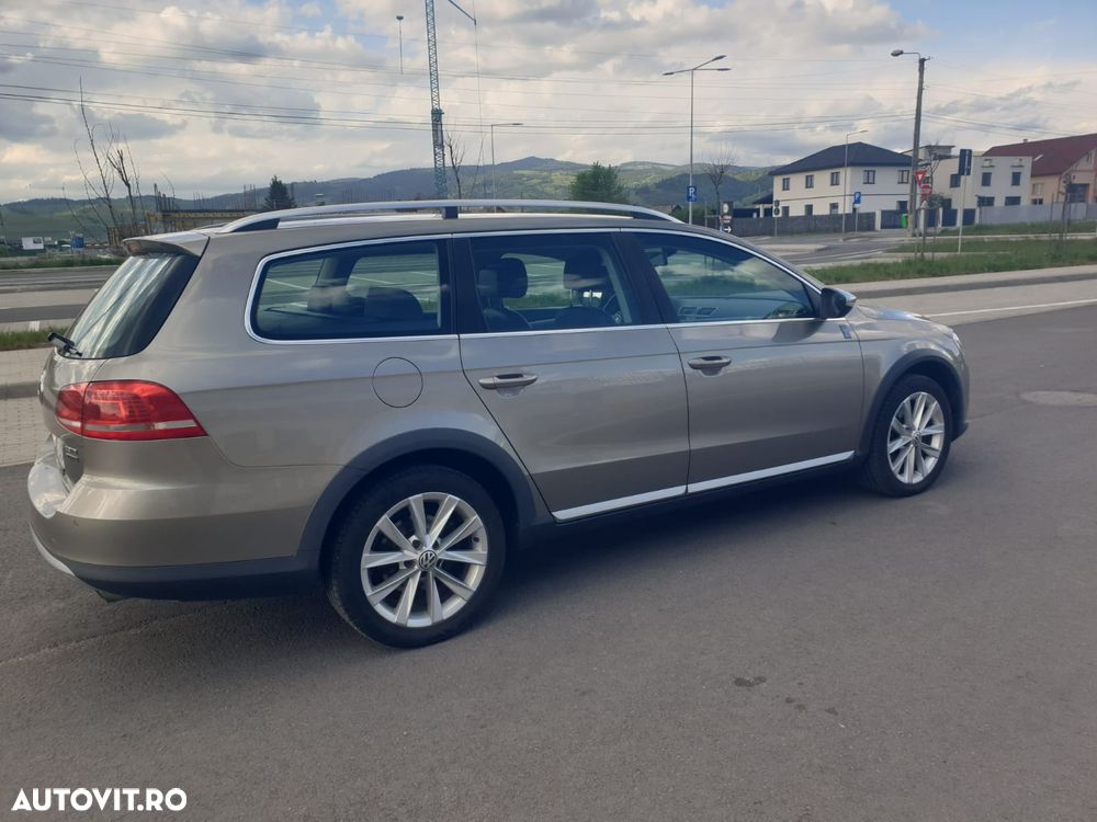 Volkswagen Passat 2.0 TDI 4Motion DSG BlueMotion Tech Comfortline - 2