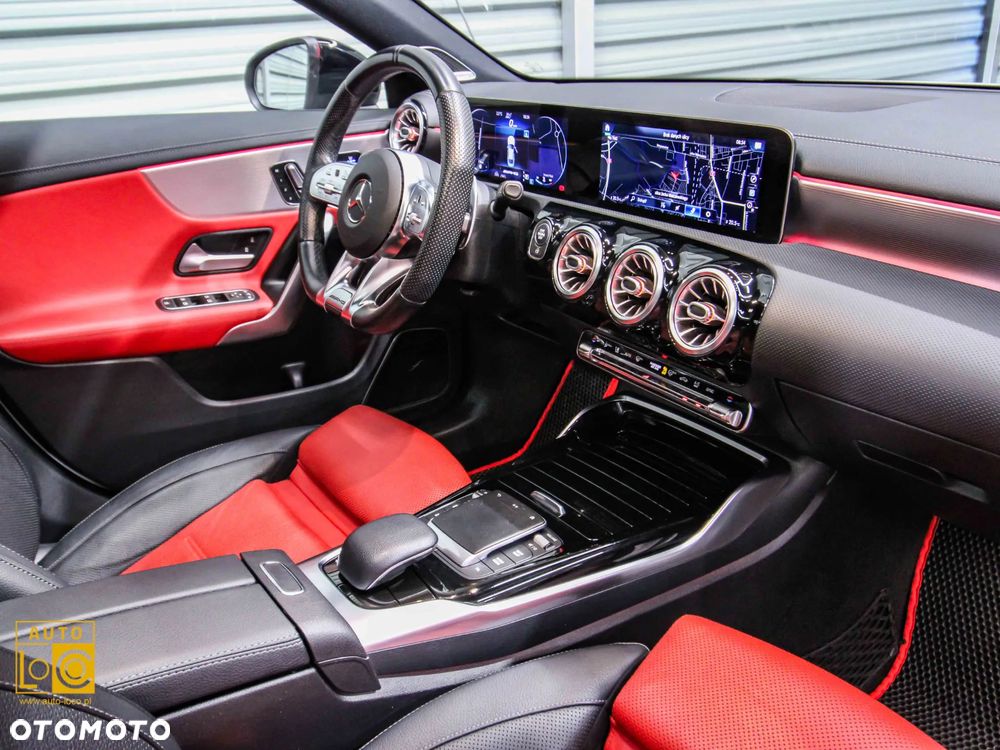 Mercedes-Benz CLA - 16