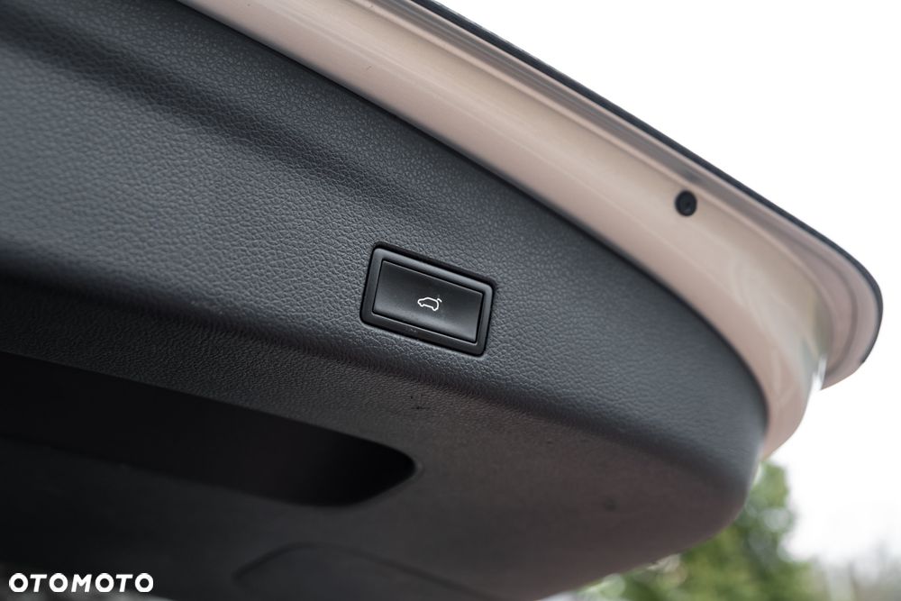 Volkswagen Sharan 2.0 TSI DSG Highline - 20