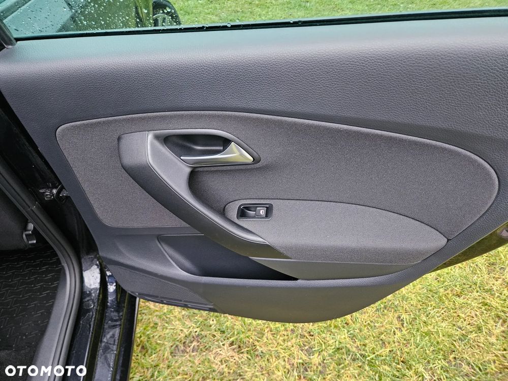 Volkswagen Polo 1.0 TSI Blue Motion Technology Lounge - 23