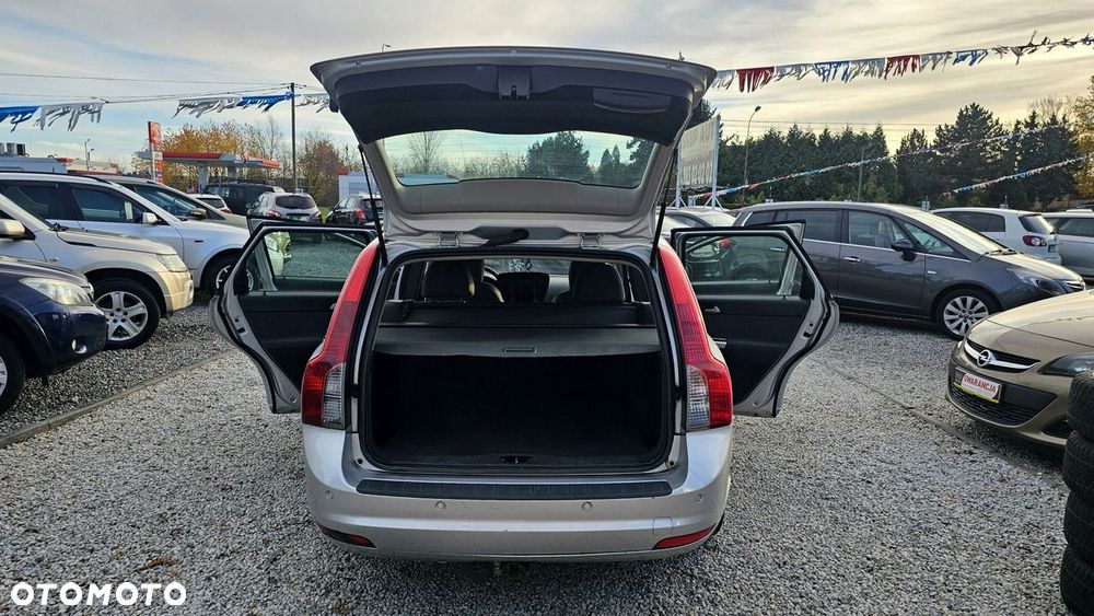 Volvo V50 - 16