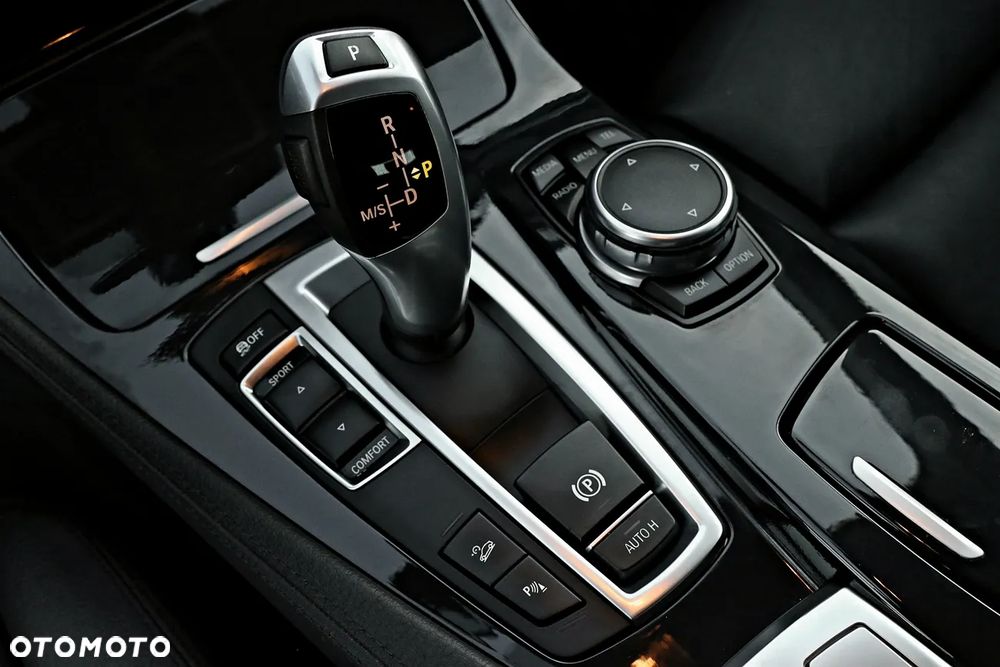 BMW Seria 5 - 29