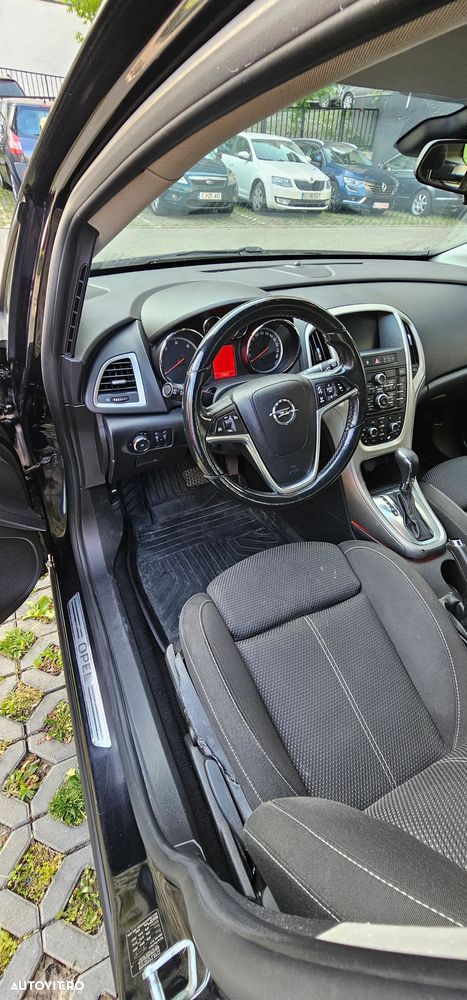 Opel Astra 2.0 CDTI Automatik Sport - 4
