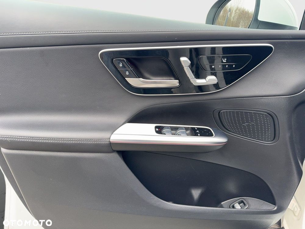 Mercedes-Benz GLC - 18