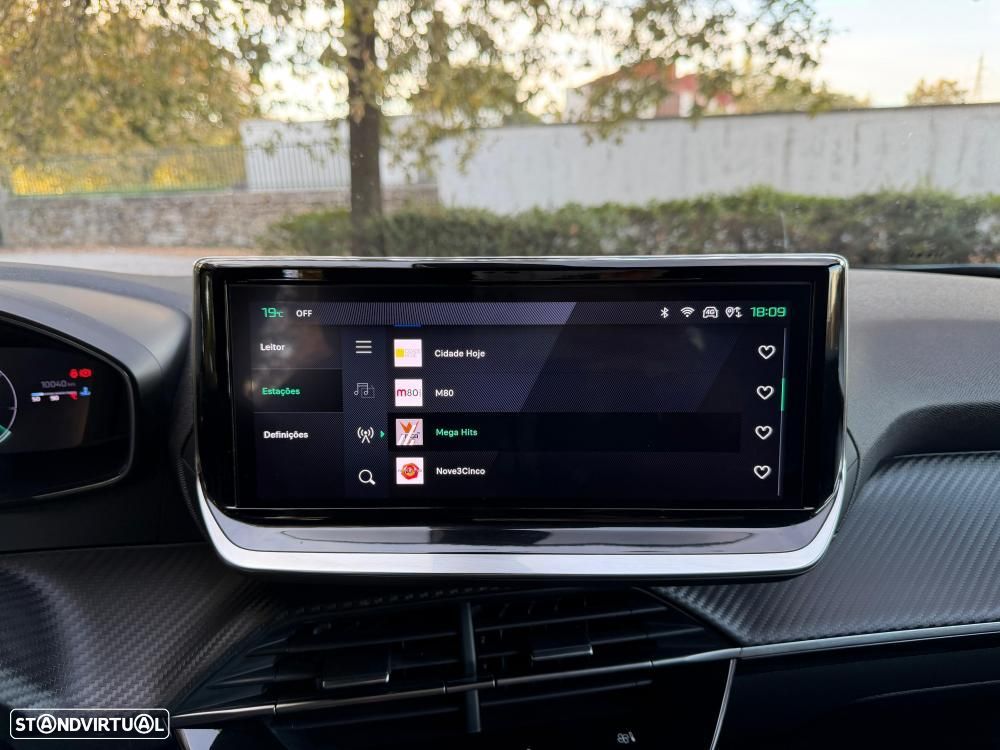 Peugeot 2008 1.2 PureTech Allure Pack - 13