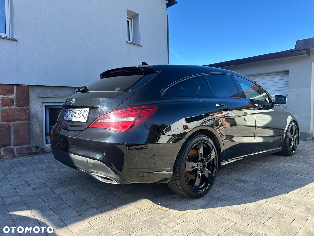 Mercedes-Benz CLA 200 7G-DCT AMG Line - 4