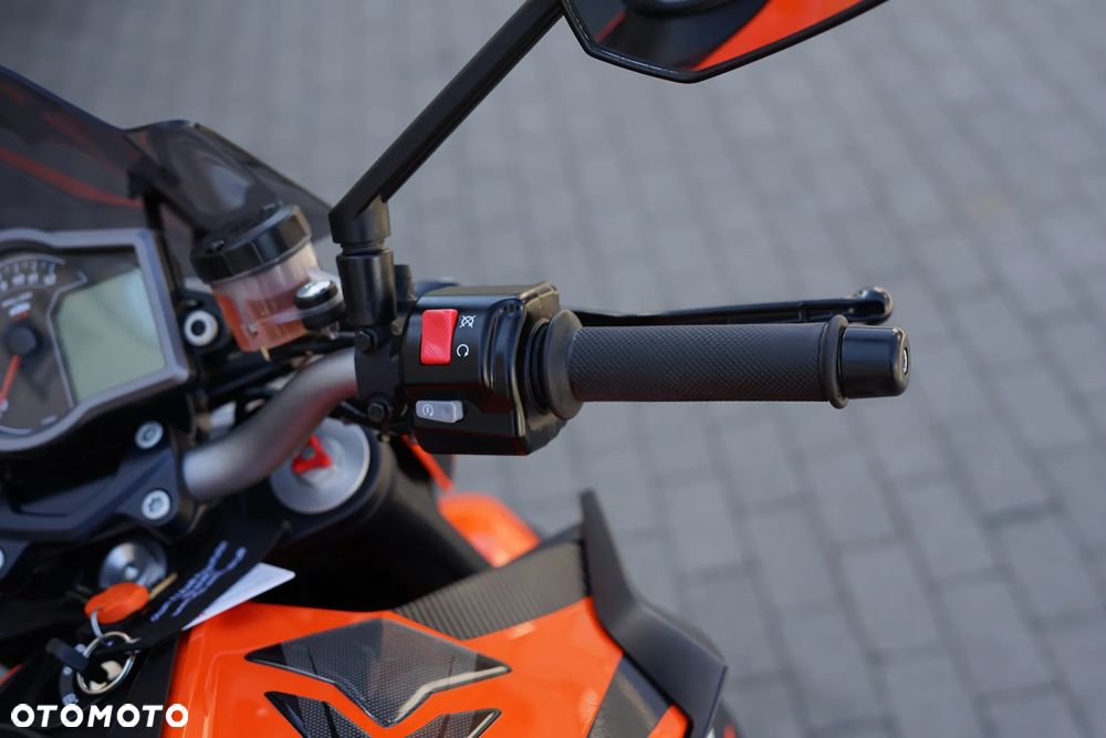 KTM Super Duke - 16
