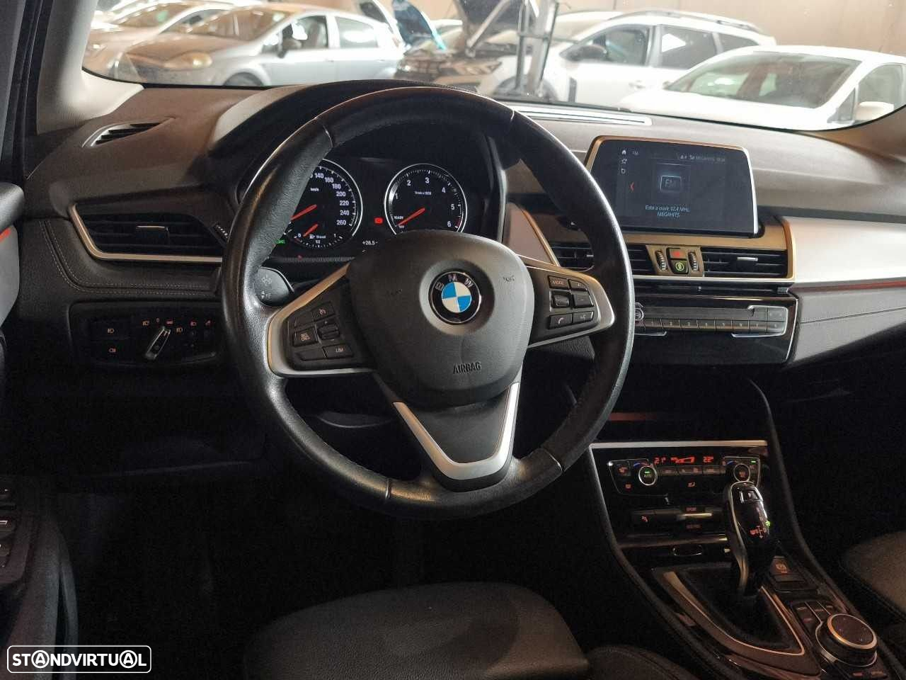 BMW 216 Active Tourer - 10