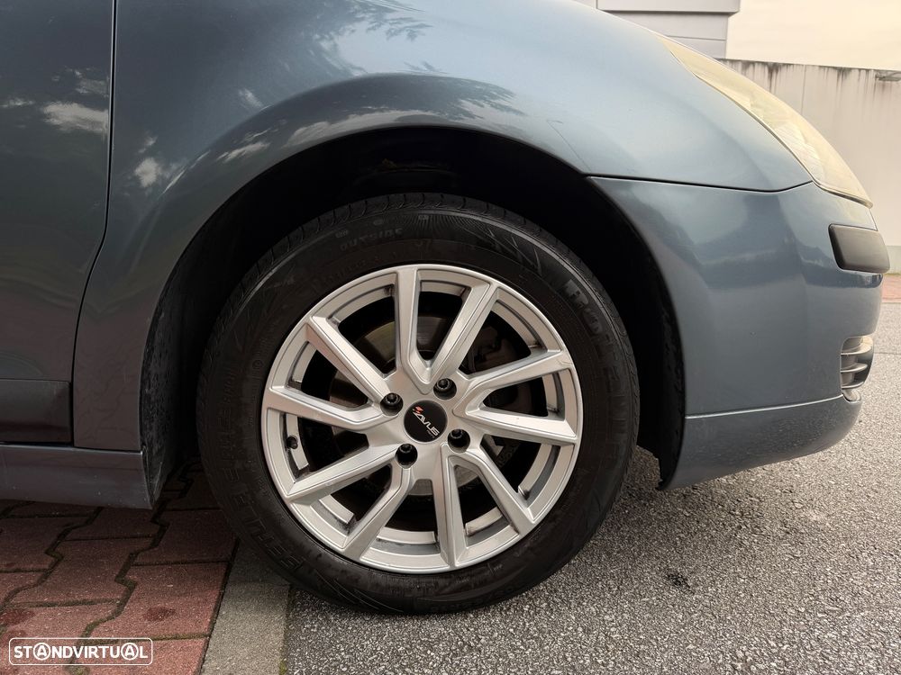 Citroën C4 1.6 HDi SX - 21