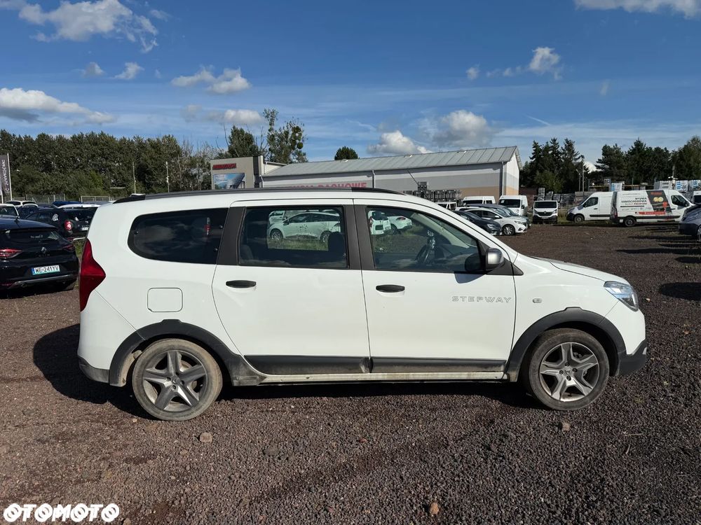 Dacia Lodgy 1.5 Blue dCi Stepway S&S - 6