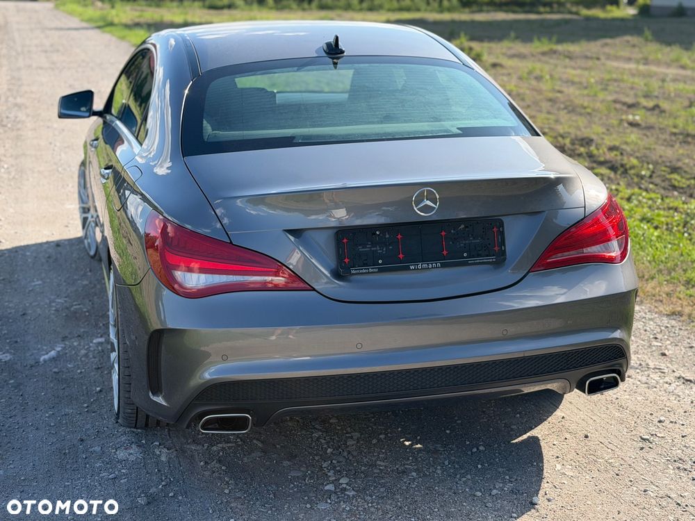 Mercedes-Benz CLA 180 7G-DCT AMG Line - 5