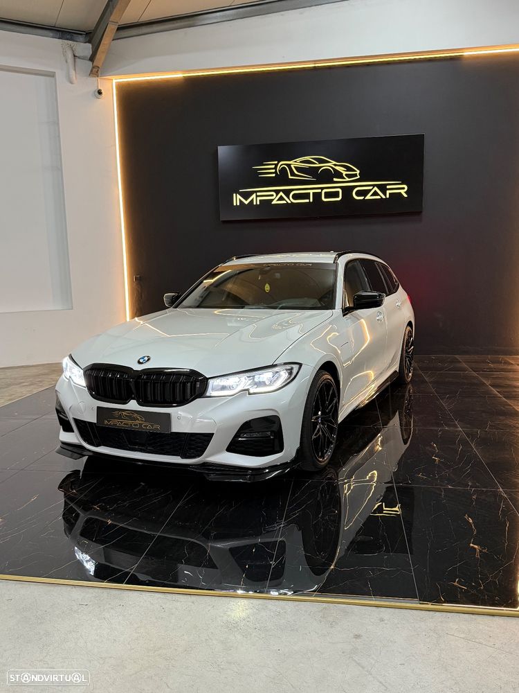 BMW 330 e Touring Pack M Auto - 1
