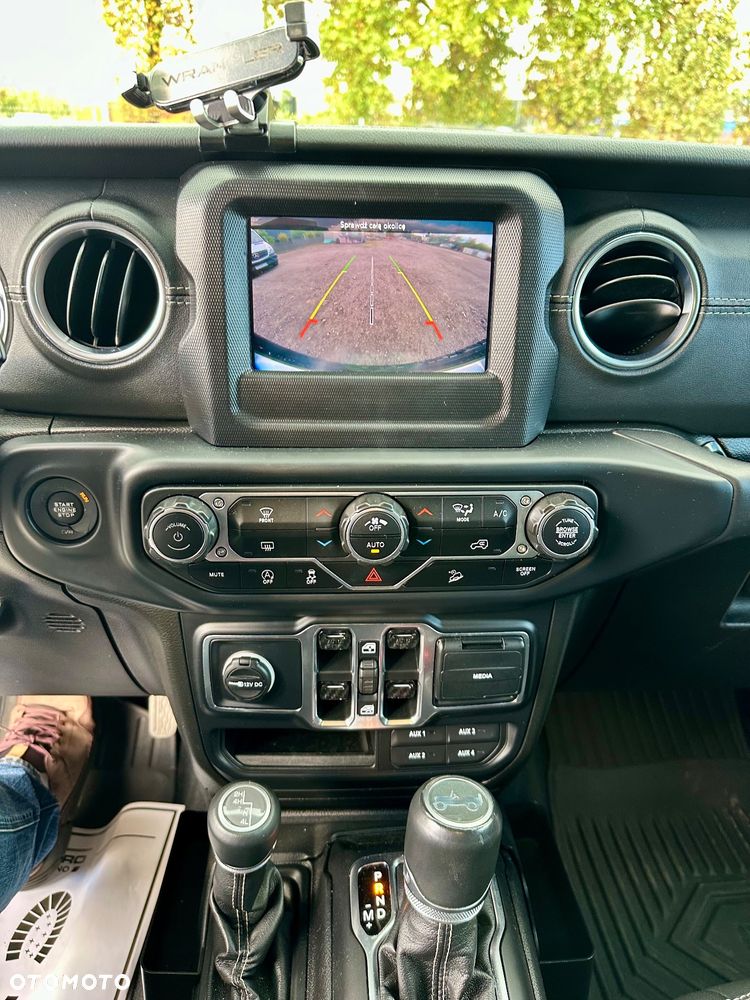 Jeep Wrangler Unlimited GME 2.0 Turbo Sahara - 18