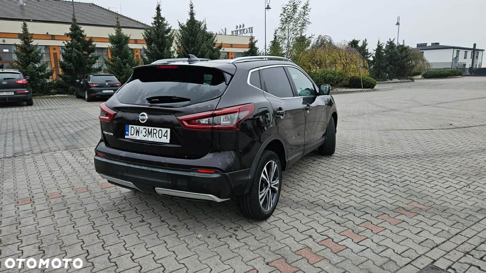 Nissan Qashqai 1.3 DIG-T N-Connecta - 4