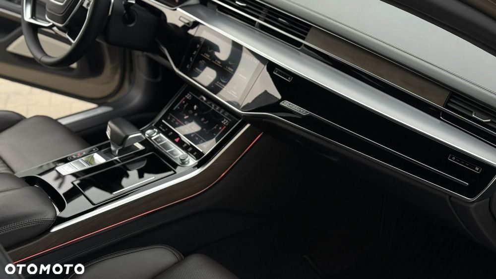 Audi A8 3.0 TFSI L Quattro - 11