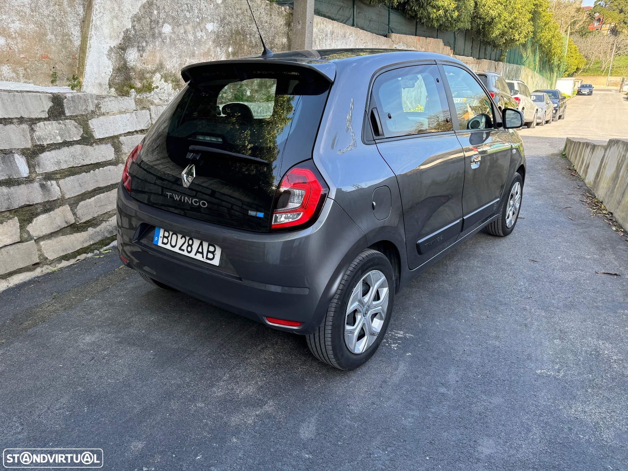 Renault Twingo Z.E. 22 Intens - 7