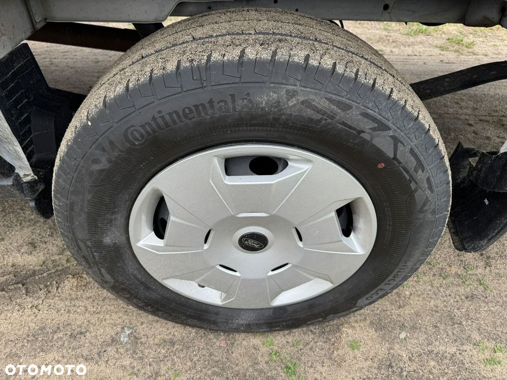 Ford Transit - 22