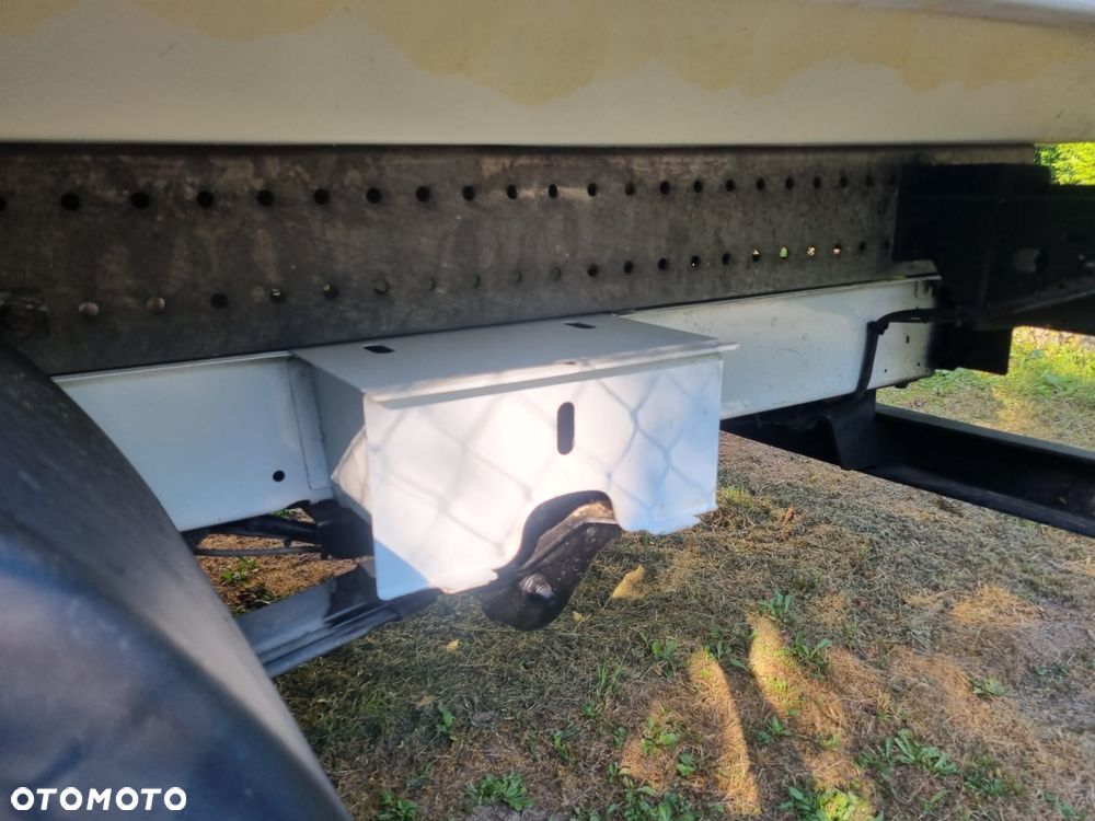 Renault Master bliźniak wywrotka 2,3 - 25