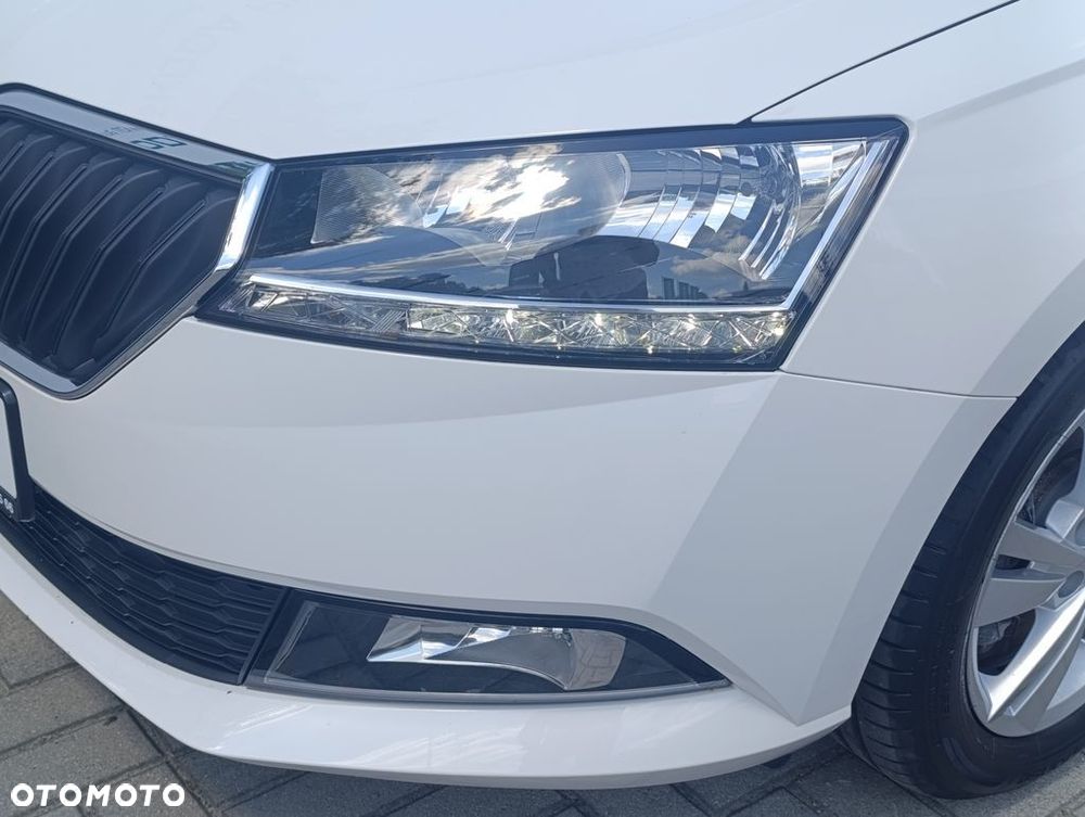 Skoda Fabia 1.0 TSI Ambition DSG - 9