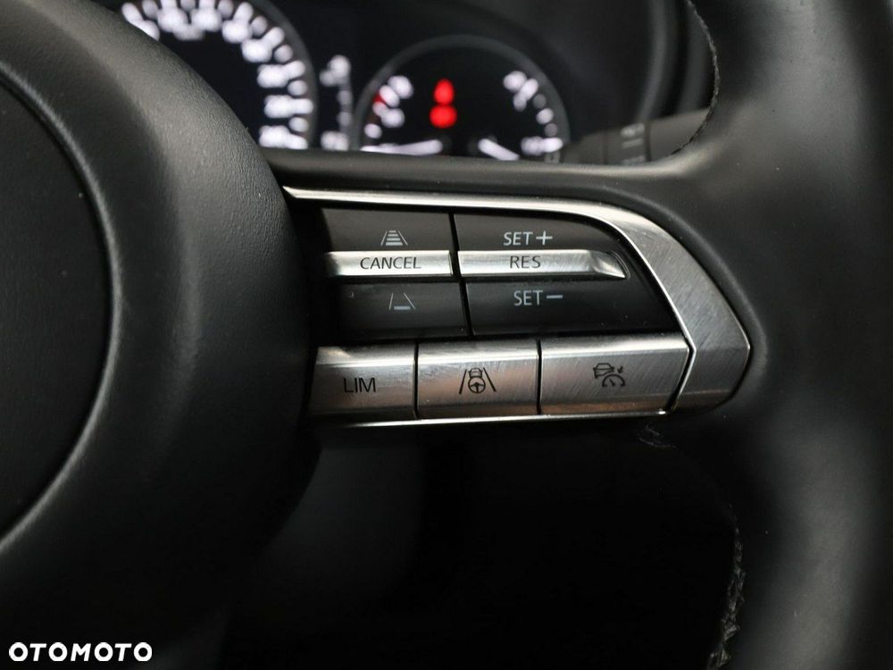 Mazda CX-30 2.0 mHEV Hikari AWD - 32