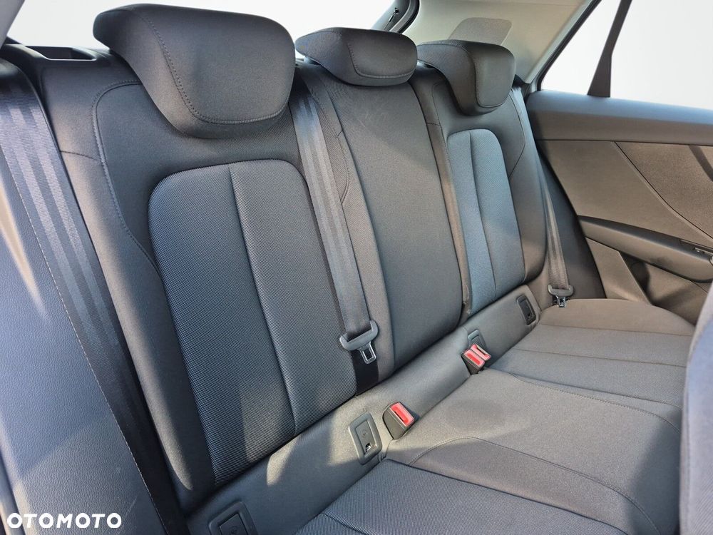 Audi Q2 30 TFSI - 14