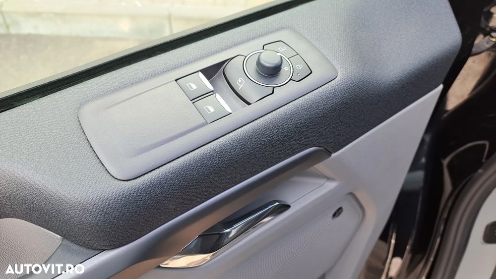 Ford Tourneo Custom L2H1 VA Autm. TitaniumX - 38
