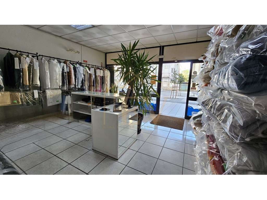 Trespasse de Lavandaria com 170m2 em Santo Tirso - Grande imagem: 3/19