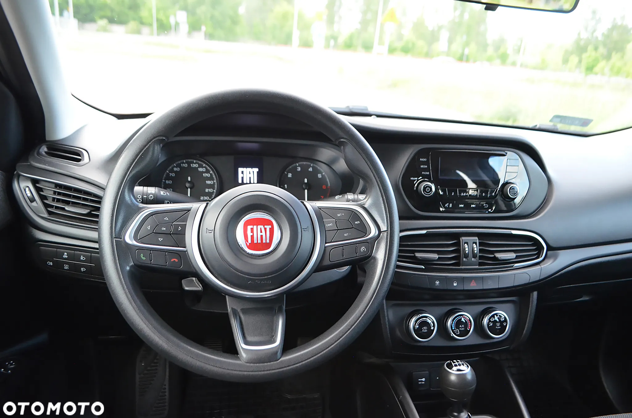 Fiat Tipo 1.4 16v Easy EU6d - 15
