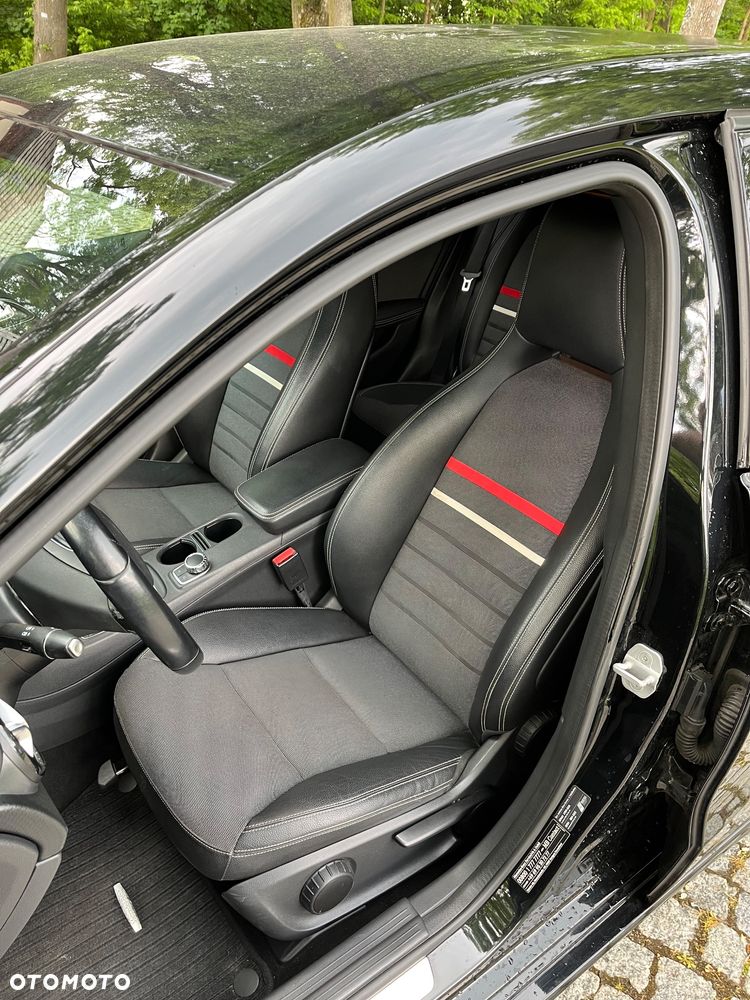 Mercedes-Benz Klasa A 200 (BlueEFFICIENCY) - 10
