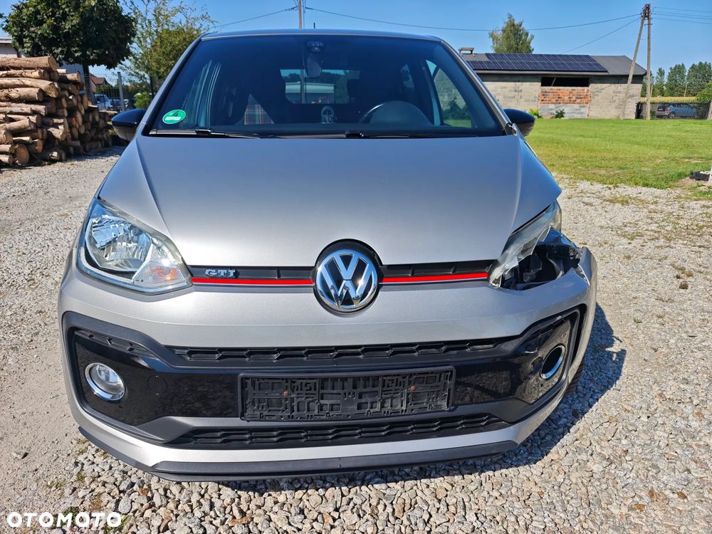 Volkswagen up! GTI - 8