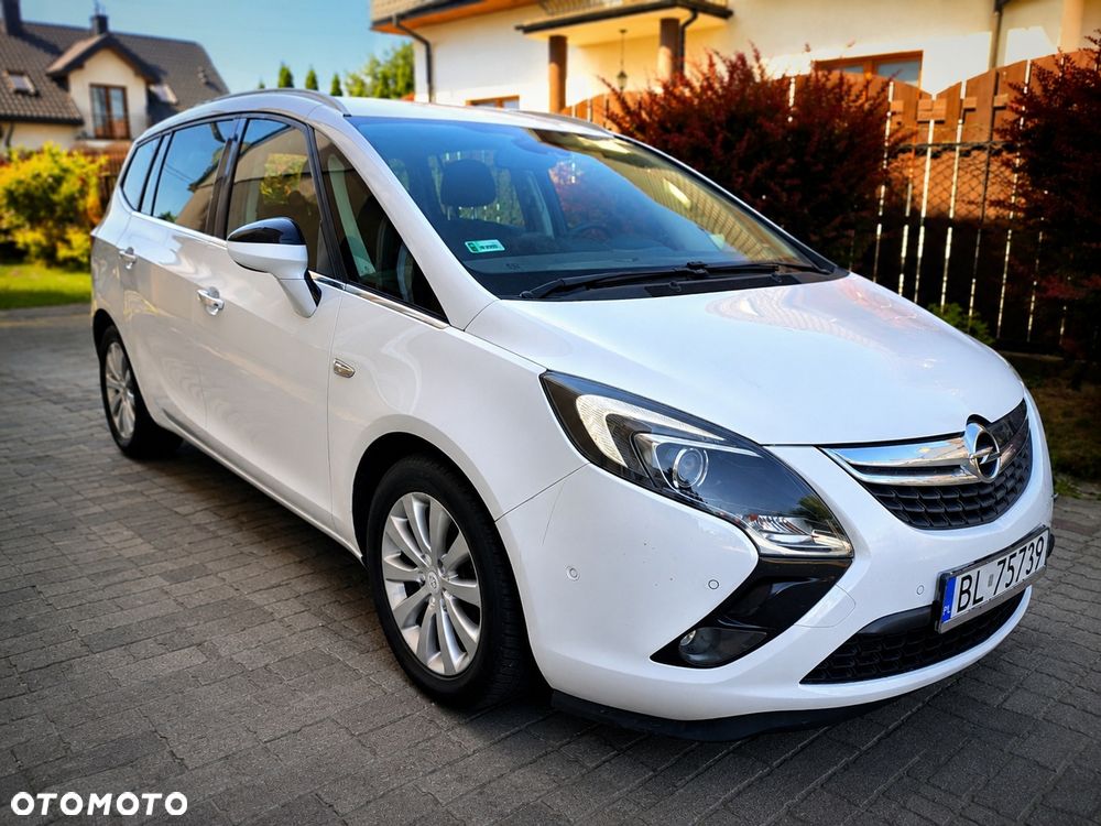 Opel Zafira - 1
