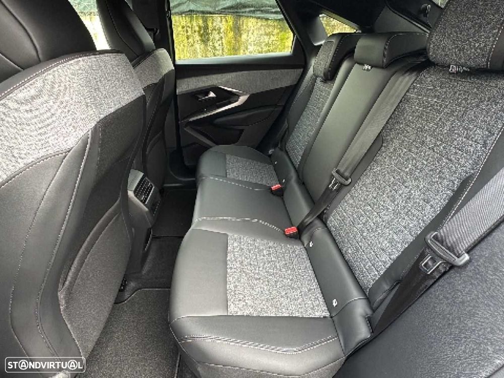 Peugeot 3008 1.6 Plug-in Hybrid Allure e-DCS7 - 10