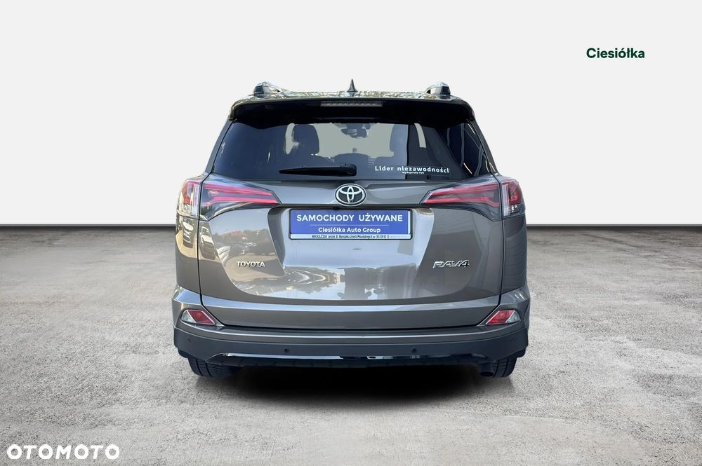 Toyota RAV4 2.0 D-4D Premium 4x2 - 28