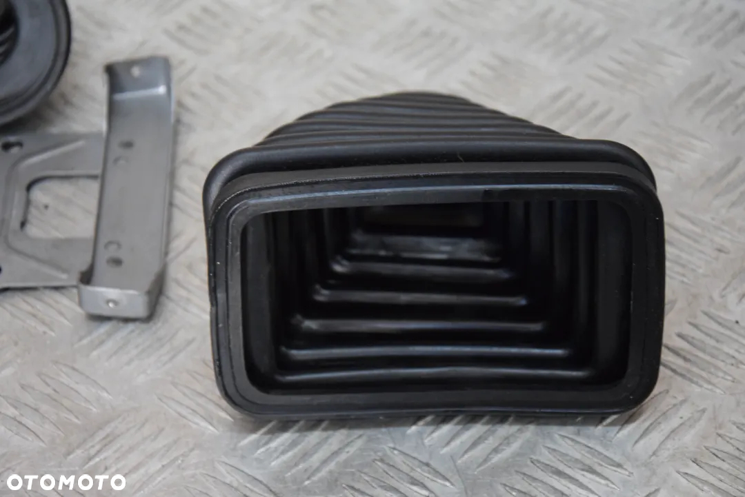 SUZUKI JIMNY OSŁONA LEWARKA MIESZEK KPL. - 7