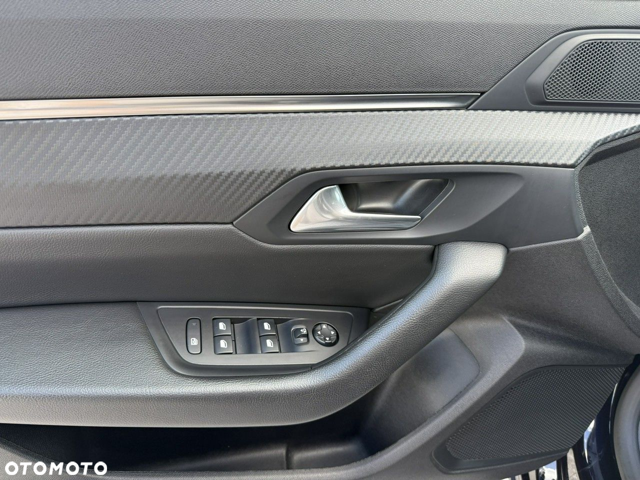 Peugeot 508 2.0 BlueHDi Allure S&S EAT8 - 36