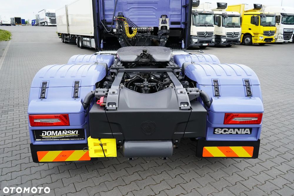 Scania / S 590 / V 8 / E 6 / ACC / BOOGIE / 3 OSIE / RETARDER / DMC 80 000 KG / JAK NOWA - 17