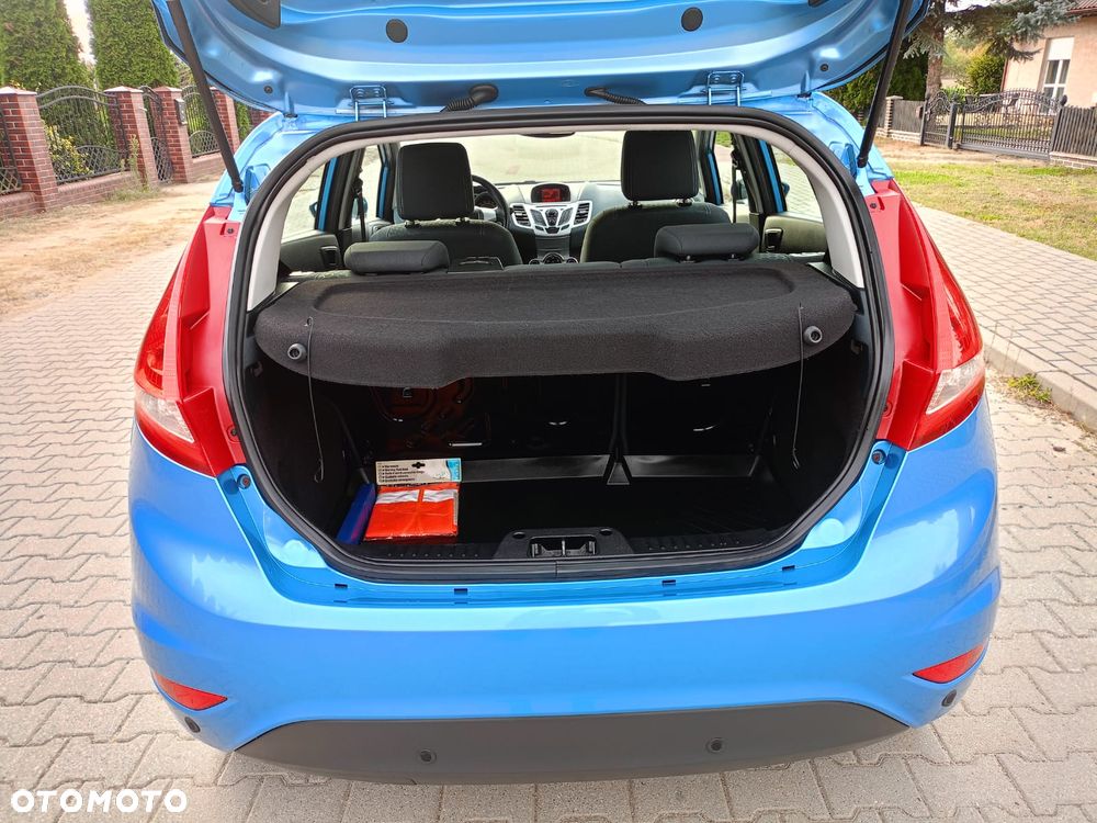 Ford Fiesta - 11
